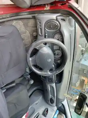 Scrapping Vehicle RENAULT MEGANE I FASE 2 BERLINA (BA0)  of the year 2001 powered F9Q732