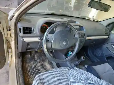 Scrapping Vehicle renault clio ii fase ii (b/cb0) base authentique 65 cv / 48 kw of the year 2004 powered k9k700