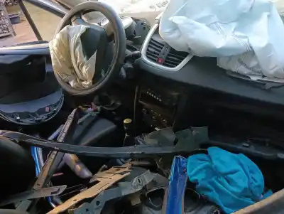 Здавання транспортного засобу PEUGEOT 207 (2006->)  року 2011 потужний 8HR