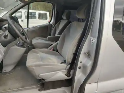 Scrapping Vehicle renault trafic combi (ab 4.01) passenger privilege of the year 2003 powered f9q760