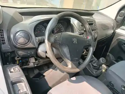 Veículo de Sucata peugeot bipper básico do ano 2012 alimentado 199a9000