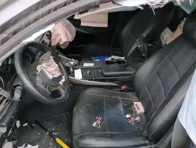 Veicolo di demolizione lexus is iii (_e3_) 300h (ave30_) dell'anno 2019 alimentato 2arfse