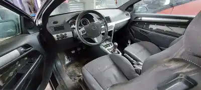 Здавання транспортного засобу opel astra gtc sport року 2006 потужний z17dth