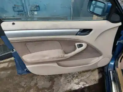 Veicolo di demolizione bmw serie 3 berlina (e46) 320i dell'anno 2002 alimentato 226s1