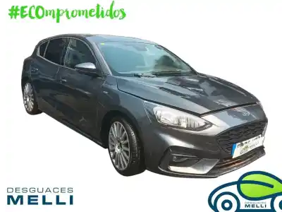 Scrapping Vehicle ford focus st-line of the year 2001 powered b7da
