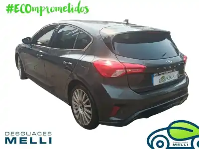 Scrapping Vehicle ford focus st-line of the year 2001 powered b7da