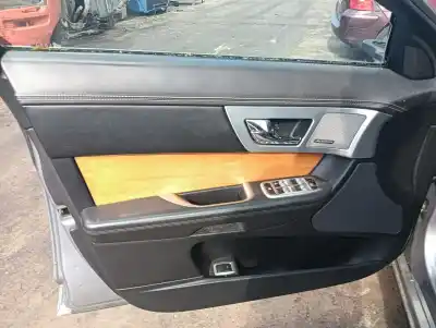 Veículo de Sucata jaguar xf 3.0 v6 diesel s portfolio do ano 2001 alimentado ajv6d