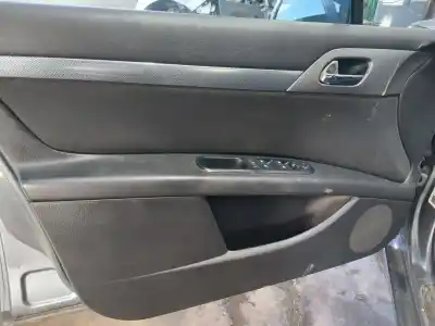 Veículo de Sucata peugeot 407 st confort do ano 2004 alimentado rhr