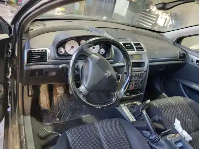 Veículo de Sucata peugeot 407 st confort do ano 2004 alimentado rhr