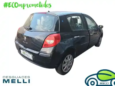 Veículo de Sucata renault clio iii confort dynamique do ano 2007 alimentado d4f740