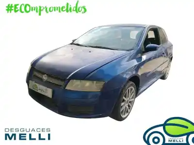 Veículo de Sucata FIAT STILO (192) 1.6 16V Dynamic (04.2006->) 105 CV / 77 KW do ano 2006 alimentado 192B30