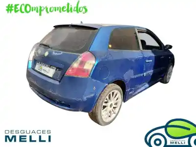 Veículo de Sucata fiat stilo (192) 1.6 16v dynamic (04.2006->) 105 cv / 77 kw do ano 2006 alimentado 192b30