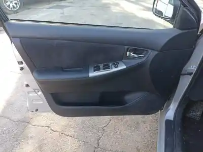 Veículo de Sucata toyota corolla (e12) 1.6 16v do ano 2003 alimentado 3zzfe