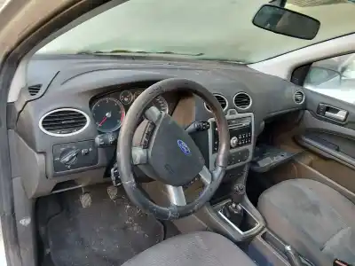 Veículo de Sucata ford focus berlina (cap) ambiente (d) do ano 2006 alimentado kkda