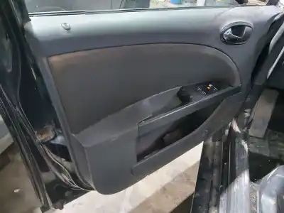 Veículo de Sucata seat leon (1p1) 2.0 tdi 16v do ano 2006 alimentado bkd