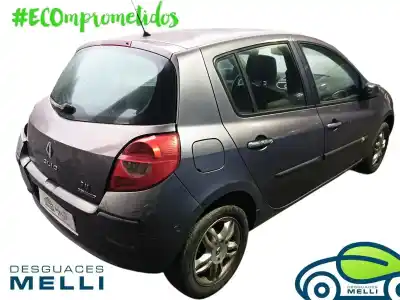 Veicolo di demolizione renault clio iii confort dynamique dell'anno 2001 alimentato k9k766