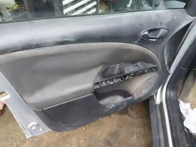 Veículo de Sucata seat altea (5p1) reference ecomotive do ano 2011 alimentado cayc