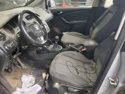 Veículo de Sucata seat altea (5p1) reference ecomotive do ano 2011 alimentado cayc