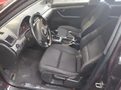 Scrapping Vehicle audi a4 b6 (8e2) 2.0 of the year 2001 powered alt