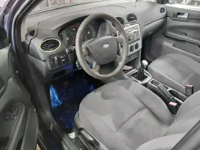 Veículo de Sucata ford focus berlina (cap) trend do ano 2001 alimentado hwda
