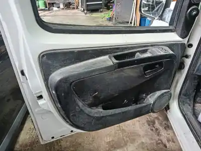 Veículo de Sucata citroen nemo nivel b do ano 2001 alimentado fhz