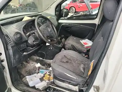 Veículo de Sucata citroen nemo nivel b do ano 2001 alimentado fhz