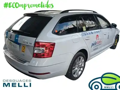 Veículo de Sucata skoda octavia combi (5e5) like 150 cv / 110 kw do ano 2001 alimentado crmb