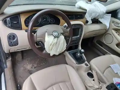 Vehicul casat jaguar x-type 2.0 d classic al anului 2003 alimentat 6b