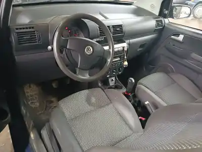 Sloopvoertuig volkswagen fox (5z1) básico van het jaar 2001 aangedreven bmd