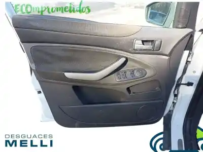 Veículo de Sucata ford kuga (cbv) trend do ano 2001 alimentado g6dg