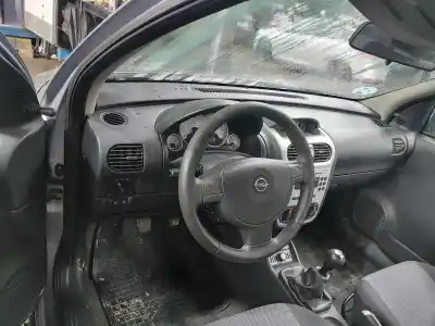 Veículo de Sucata opel corsa d essentia do ano 2001 alimentado z12xep