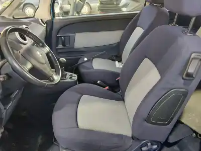 Veículo de Sucata peugeot 1007 dolce do ano 2001 alimentado 8hz