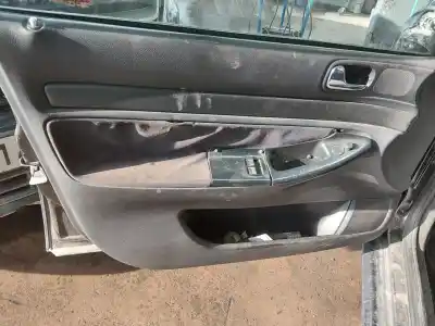 Veículo de Sucata audi a4 berlina (b5) 1.9 tdi do ano 2001 alimentado 1z