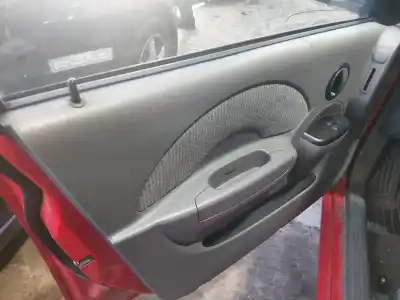 Veículo de Sucata daewoo kalos (klas) 1.2 do ano 2001 alimentado b12s1