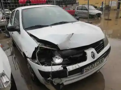 Утилизация автомобиля renault                                            clio ii fase ii (b/cb0)                                                                                                                                                                                                                                    authentique года 2004 питание d4f722