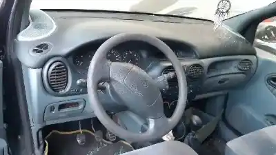 Scrapping Vehicle renault megane i scenic (ja0) 1.6e alize of the year 1998 powered k7m702