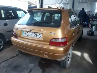Veículo de Sucata citroen saxo 1.5 diesel do ano 2001 alimentado vjz
