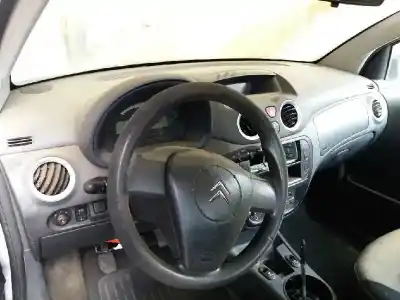 Veículo de Sucata citroen c2 furio do ano 2006 alimentado 8hz