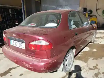 Veicolo di demolizione daewoo lanos se dell'anno 2000 alimentato a13sms