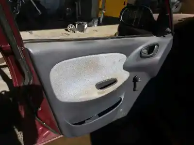 Veicolo di demolizione daewoo lanos se dell'anno 2000 alimentato a13sms