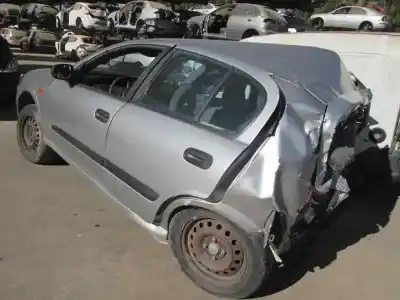 Véhicule à la ferraille nissan                                             almera (n16/e)                                                                                                                                                                                                                                             acenta                                                                                                                                                                                                                                                     de l'année 2005 alimenté 