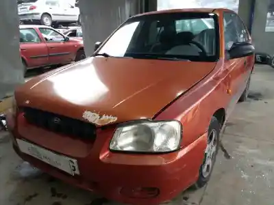 Veicolo di demolizione HYUNDAI ACCENT (LC) GL 4P dell'anno 2001 alimentato G4EA