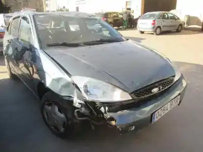 Scrapping Vehicle ford focus berlina (cak) ghia of the year 2002 powered g/fydb