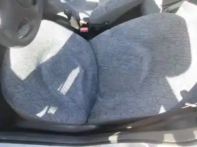 Здавання транспортного засобу renault clio i fase i+ii (b/c57) 1.2 року 1996 потужний  Здавання транспортного засобу renault clio i fase i+ii (b/c57) 1.2 року 1996 потужний