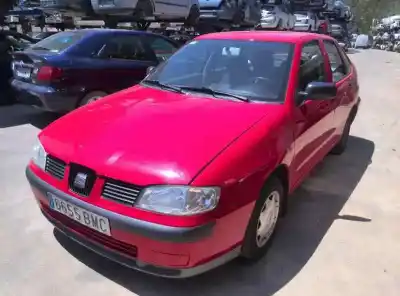 Здавання транспортного засобу seat cordoba berlina (6k2) stella року 2001 потужний 