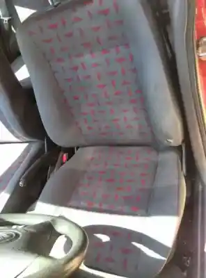 Здавання транспортного засобу seat cordoba berlina (6k2) stella року 2001 потужний 