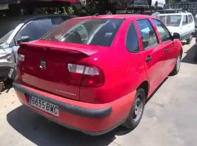 Здавання транспортного засобу seat cordoba berlina (6k2) stella року 2001 потужний 