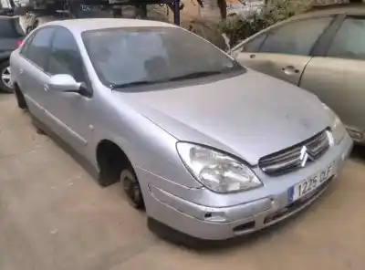 Veículo de Sucata citroen c5 berlina 2.0 hdi premier do ano 2003 alimentado 