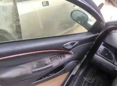 Veículo de Sucata citroen c5 berlina 2.0 hdi premier do ano 2003 alimentado 