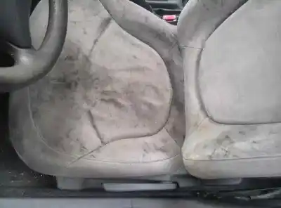 Veículo de Sucata citroen c5 berlina 2.0 hdi premier do ano 2003 alimentado 